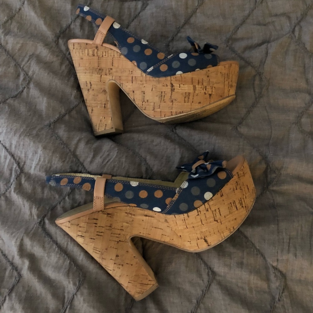 Seychelles Candy From A Baby Platform Heels - Picture 3 of 7